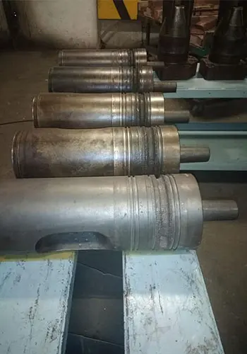 Reengineering and reverse engineering projects.